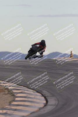 media/Sep-21-2025-Race Pace (Sun) [[98bf33ef95]]/Non Verified/1-Turns 9 and 10 (8am)/